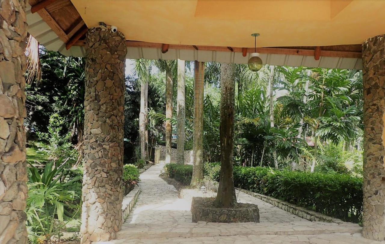 Hotel Colinas Del Rey Hato Mayor Del Rey Ngoại thất bức ảnh